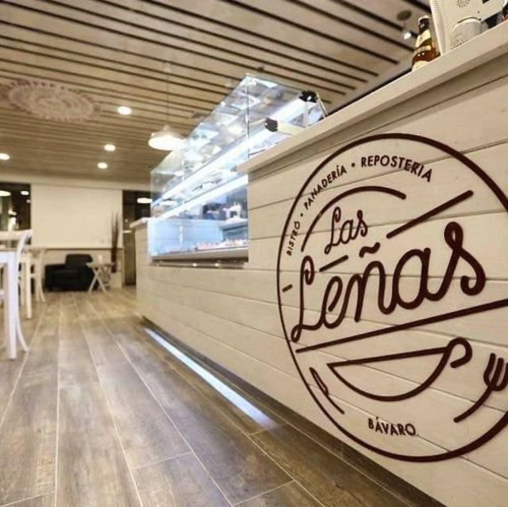 Las Leñas Cafe — Turismo y Entretenimiento en Verón
